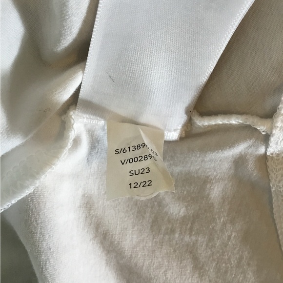 Athleta White‎ Outbound Scoop Neck Tank - Picture 4 of 5